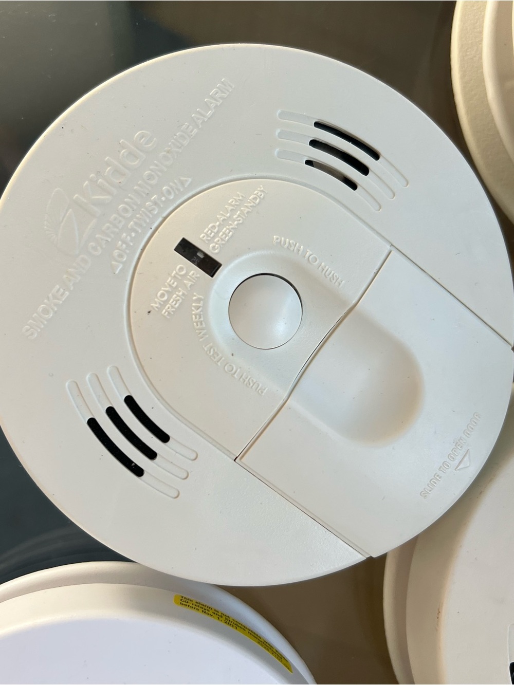 White Smoke and Carbon Monoxide Alarm - Battery-Powered